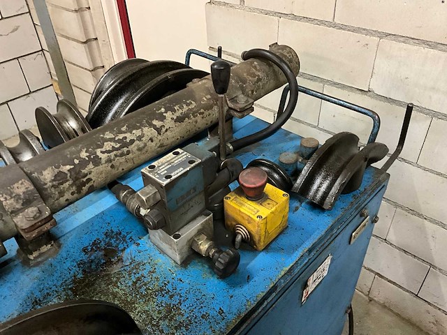 Buigmachine - afbeelding 5 van  7