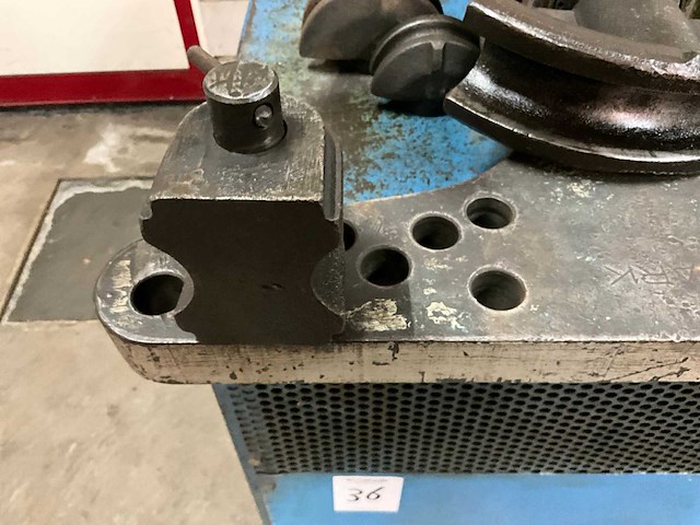 Buigmachine - afbeelding 6 van  7