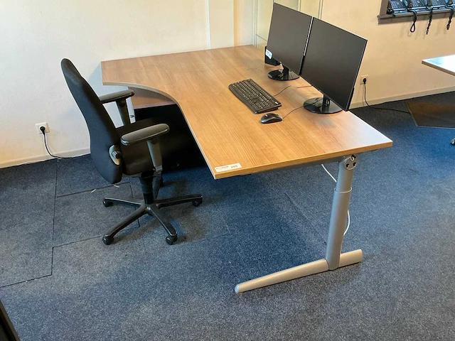 Buik bureau 180x120cm - afbeelding 1 van  4