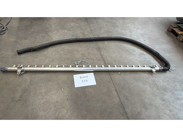 Buis en slang t.b.v. rookmachine low smoke installatie - afbeelding 1 van  1