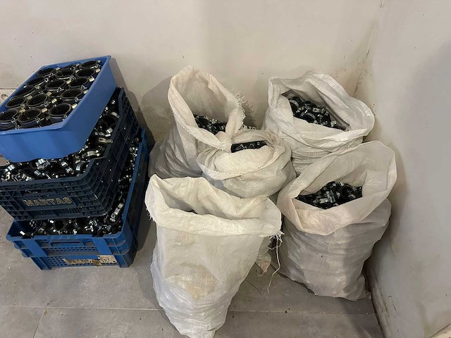 Buis klemmen - afbeelding 1 van  4