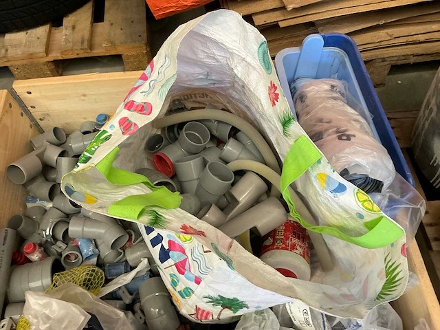 Buis, sokken & bochten - afbeelding 4 van  5