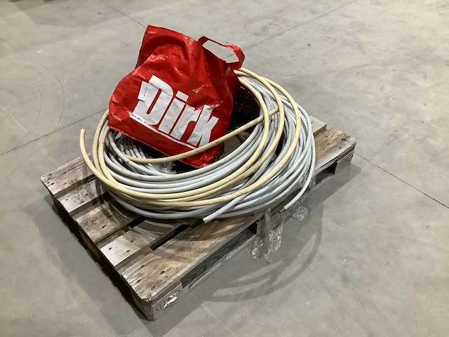 Buis - afbeelding 7 van  7