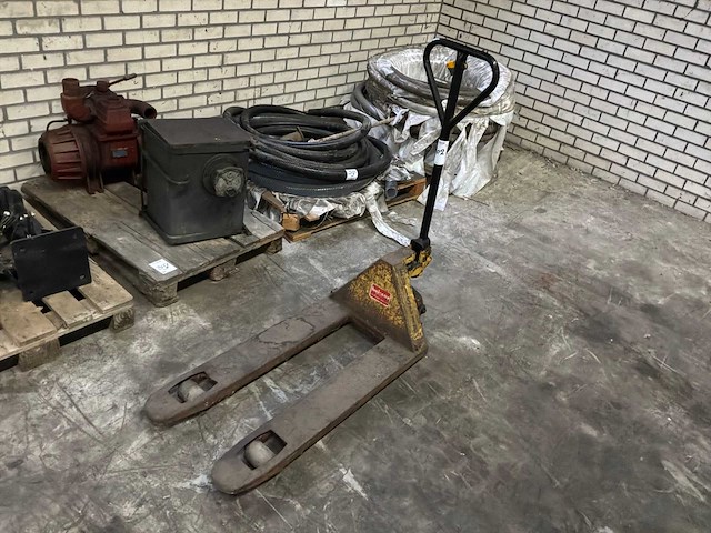Buiscar hand hydraulische palletwagen - afbeelding 1 van  2