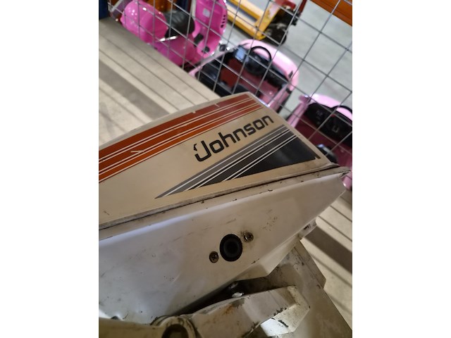 Buitenboord motor, johnson, langstaat 6 pk - afbeelding 3 van  5