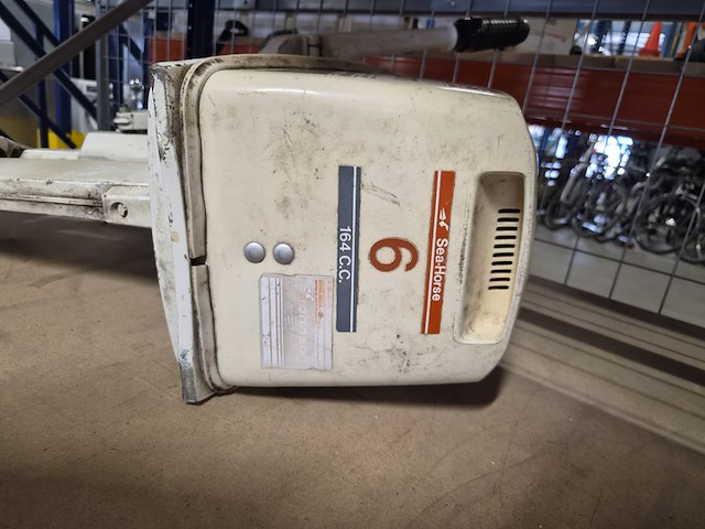 Buitenboord motor, johnson, langstaat 6 pk - afbeelding 5 van  5