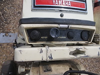 Buitenboord motor, yamaha, p450 met benzine tank - afbeelding 12 van  14