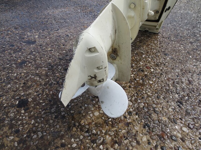 Buitenboord motor, yamaha, p450 met benzine tank - afbeelding 14 van  14