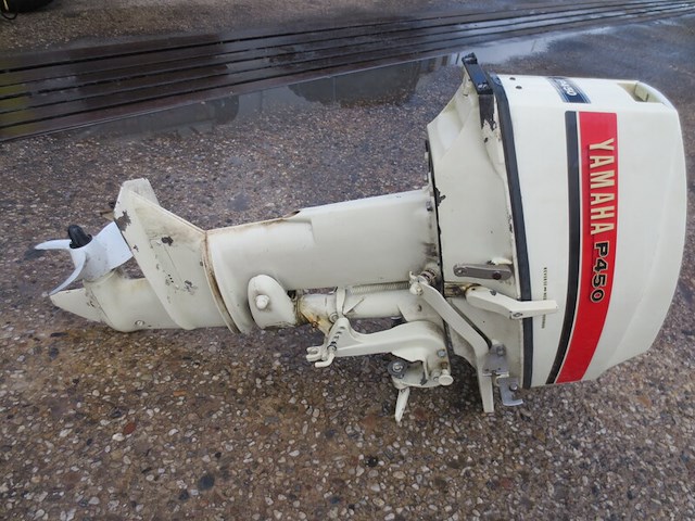 Buitenboord motor, yamaha, p450 met benzine tank - afbeelding 7 van  14