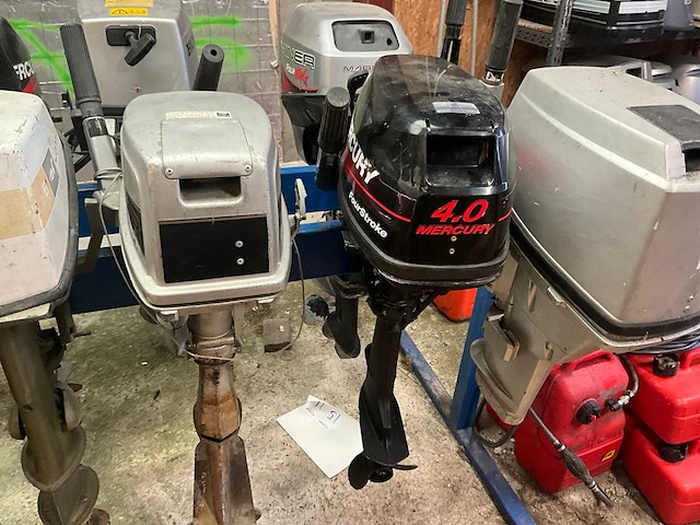 Buitenboordmotor (7x) - afbeelding 3 van  8