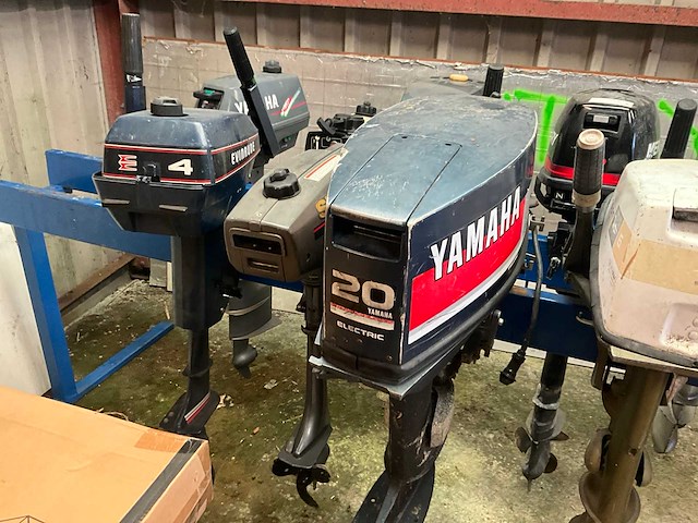 Buitenboordmotor (7x) - afbeelding 5 van  8