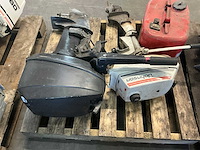 Buitenboordmotor en onderdelen (5x) - afbeelding 4 van  12