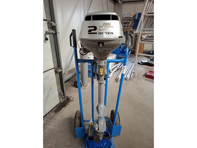 Buitenboordmotor, honda, 2006 - afbeelding 2 van  7