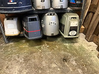 Buitenboordmotor kap (20x) - afbeelding 2 van  6