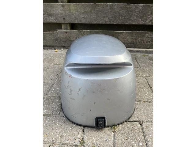 Buitenboordmotor kap, honda, bf20, grijs / chroom - afbeelding 2 van  7