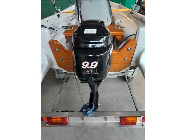 Buitenboordmotor, mercury, 9.9 pk 4 tact kortstaart met knuppel - afbeelding 8 van  14