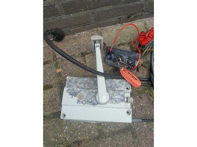 Buitenboordmotor, yamaha, 15pk langstaart - afbeelding 2 van  10