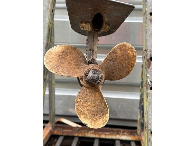 Buitenboordmotor, yamaha, 4 pk | kortstaart, 2002 - afbeelding 9 van  13