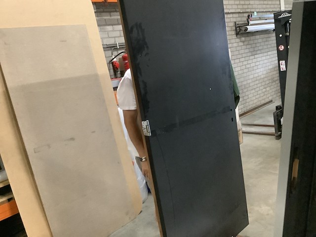 Buitendeur 93 x 240, zwart/bruin - afbeelding 7 van  7