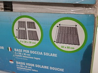 Buitendouche gre solar shower 20l-pvc met houtkleurige coating, incl. basis imitatie houten vlonder 60 x 60... - afbeelding 4 van  4