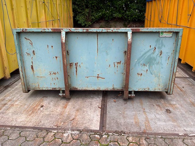 Buitenhuis flatbed plateau-oplegger met rongenrek - afbeelding 2 van  6