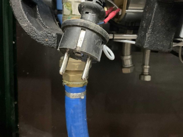 Buitenkast met regenwatermanager - afbeelding 2 van  16