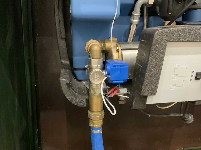 Buitenkast met regenwatermanager - afbeelding 16 van  16