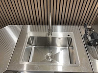 Buitenkeuken koelkast-hoek-wasbak-grill bbq - afbeelding 31 van  46