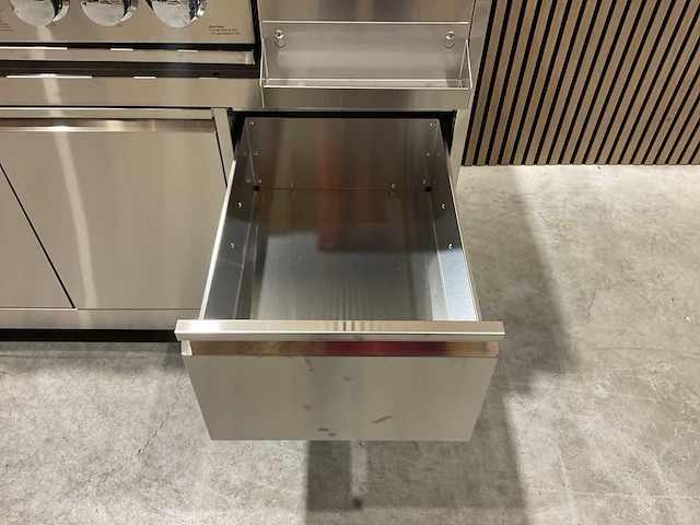 Buitenkeuken koelkast-hoek-wasbak-grill bbq - afbeelding 41 van  46