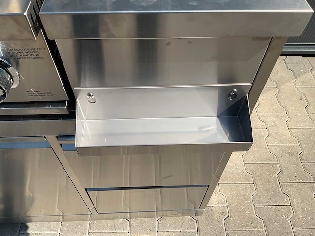 Buitenkeuken koelkast-wasbak-bbq grill bbq - afbeelding 9 van  33