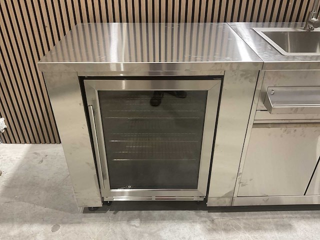 Buitenkeuken koelkast-wasbak-bbq grill bbq - afbeelding 19 van  33