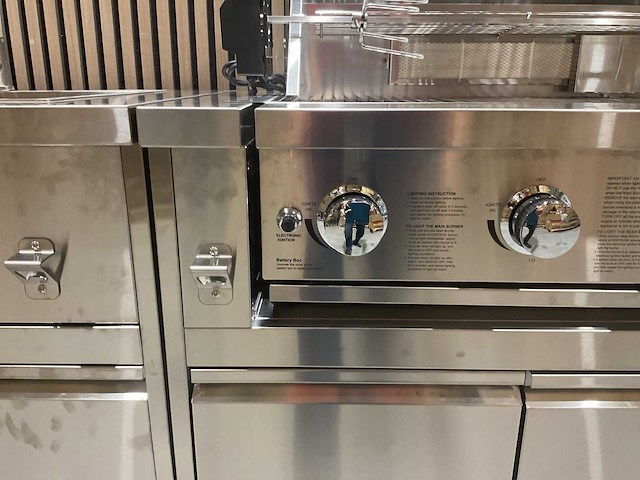 Buitenkeuken koelkast-wasbak-bbq grill bbq - afbeelding 27 van  33