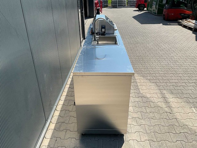 Buitenkeuken koelkast-wasbak-bbq grill bbq - afbeelding 29 van  33