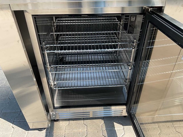 Buitenkeuken koelkast-wasbak-bbq grill bbq - afbeelding 32 van  33