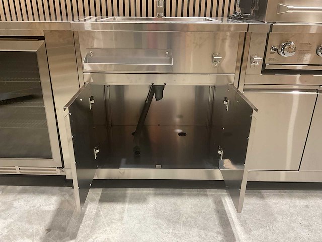 Buitenkeuken koelkast-wasbak-bbq grill bbq - afbeelding 26 van  39