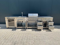 Buitenkeuken koelkast-wasbak-bbq grill-burner bbq - afbeelding 49 van  51