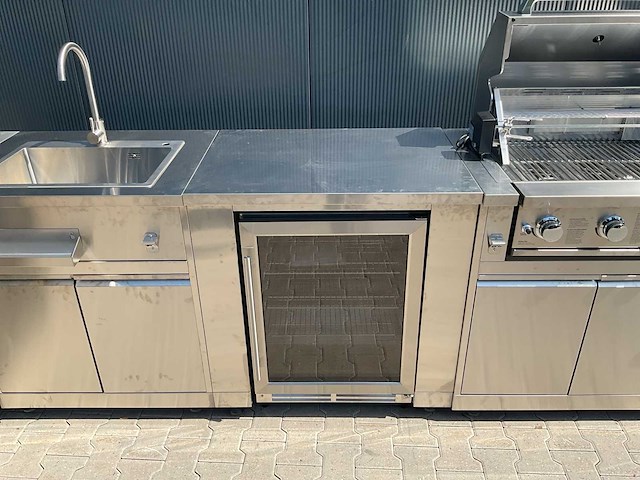 Buitenkeuken pizza-hoek-wasbak-koelkast-grill -burner bbq - afbeelding 24 van  28