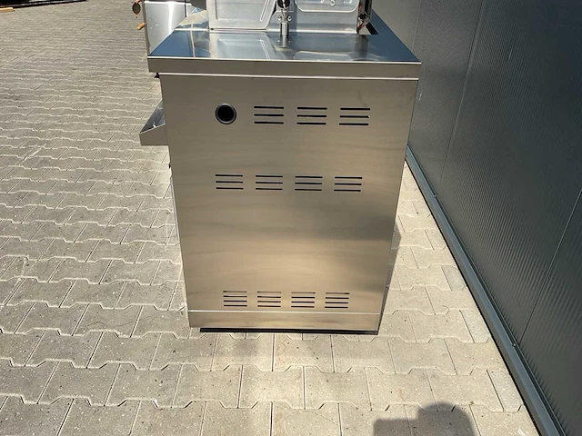 Buitenkeuken pizza-hoek-wasbak-koelkast-grill bbq - afbeelding 29 van  72