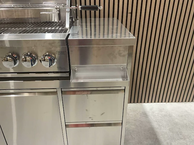 Buitenkeuken pizza-hoek-wasbak-koelkast-grill bbq - afbeelding 55 van  72