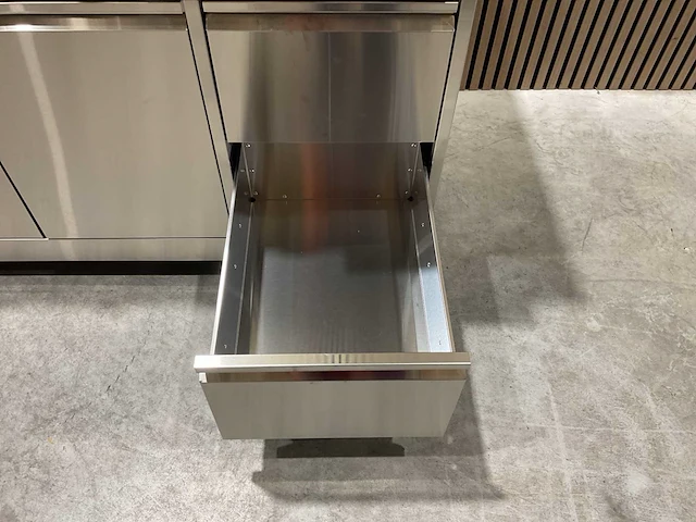 Buitenkeuken pizza-hoek-wasbak-koelkast-grill bbq - afbeelding 70 van  72