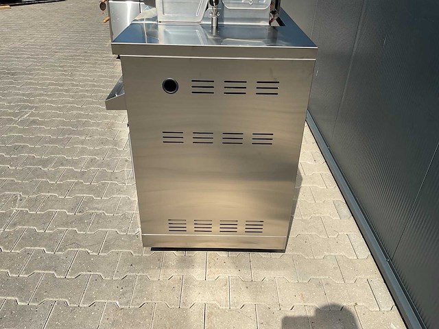 Buitenkeuken pizza-hoek-wasbak-koelkast-grill bbq - afbeelding 26 van  52