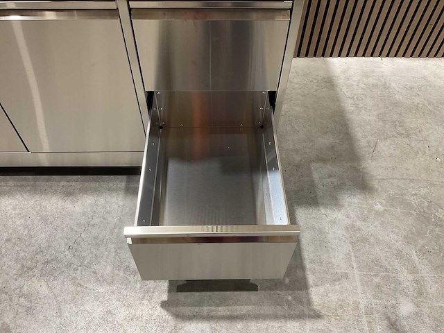 Buitenkeuken pizza-hoek-wasbak-koelkast-grill bbq - afbeelding 50 van  52