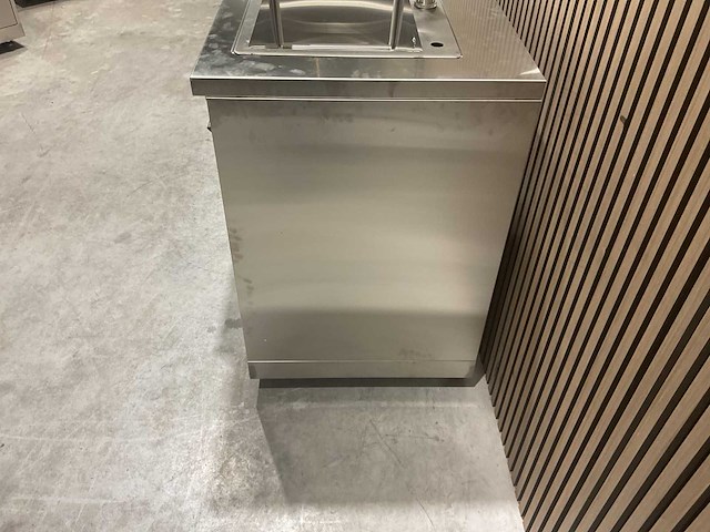 Buitenkeuken pizza-koelkast-wasbak bbq - afbeelding 35 van  40