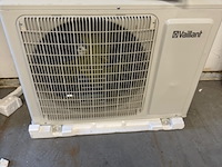 Buitenunit airco, vaillant, climavairplus, met transportschae - afbeelding 1 van  7