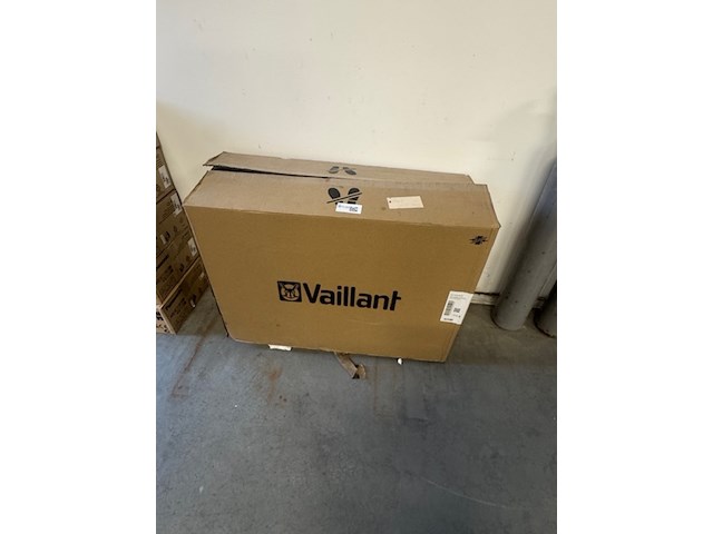 Buitenunit airco, vaillant, climavairplus, met transportschae - afbeelding 2 van  7