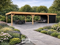 Buitenverblijf afm 900x500cm