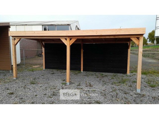 Buitenverblijf overkapping douglas met achter wand afm 900x300cm hoogte 245cm - afbeelding 1 van  9