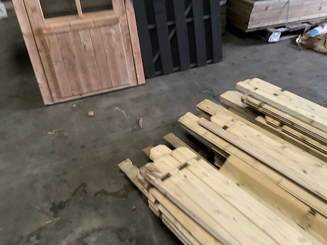 Buitenverblijf vurenhout "ragnar" - 465x349x250 cm - afbeelding 9 van  20