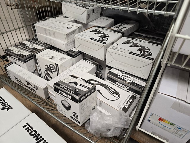 Buitenverlichting en diverse tronix, mix kavel - afbeelding 5 van  14