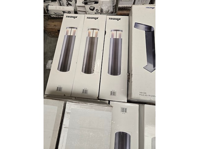 Buitenverlichting en diverse tronix, mix kavel - afbeelding 9 van  14